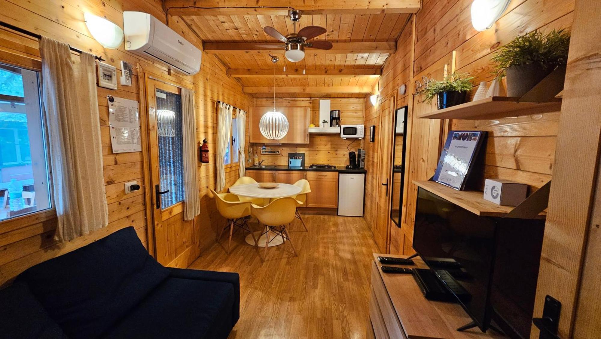 Vakantiehuis Porlezzaヴィラ エクステリア 写真